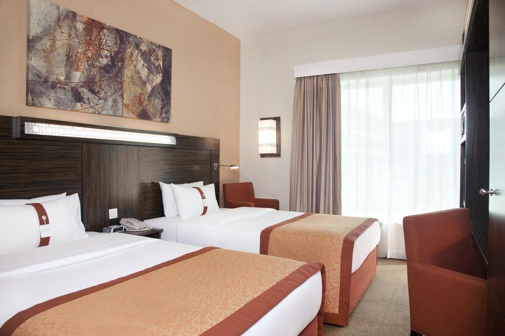 Holiday Inn Express Dubai Safa Park, An Ihg Hotel Kültér fotó