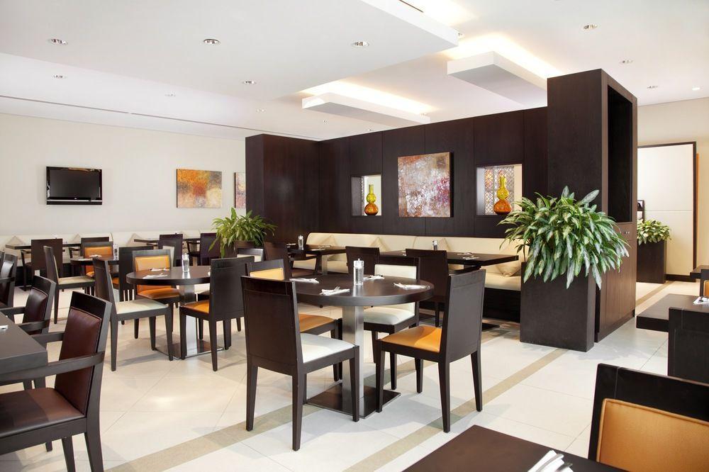 Holiday Inn Express Dubai Safa Park, An Ihg Hotel Kültér fotó